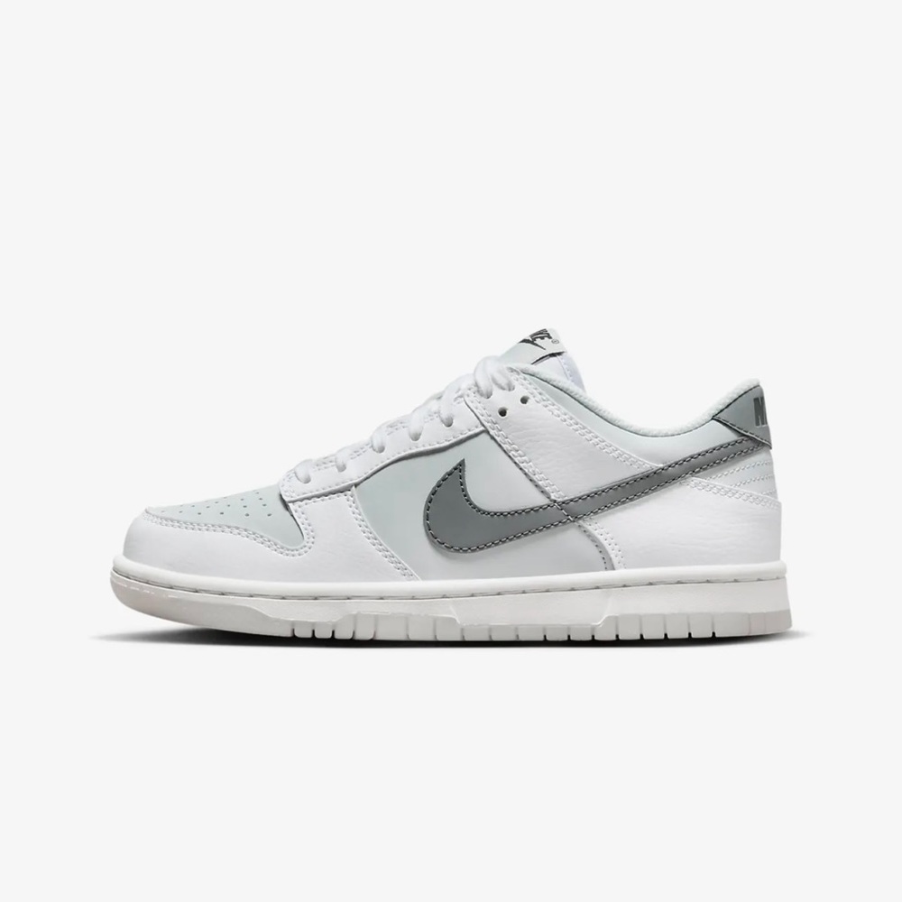 Nike Dunks Low